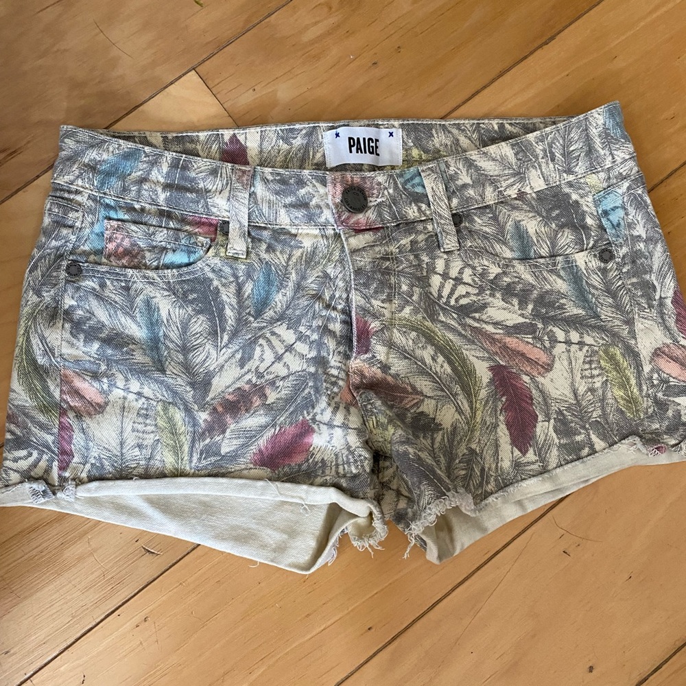 Paige patterned jean shorts. Size 27